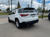 8 Seater!! Automatic Headlights, Apple Car Play, Android Auto, Dual Climate Control, Traction Contro... (image 1)