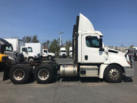 2020 FREIGHTLINER T12664ST;Heavy Duty Trucks - CONVENTIONAL W/O SLEEPER Penske Location 100 THORNHIL... (image 7)