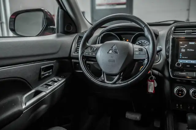 Mitsubishi RVR ES AWC+SIEGES.CHAUFF+CARPLAY+BLUETOOTH+CAM.RECUL  in Cars & Trucks in Laval / North Shore - Image 36