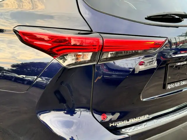 2020 Toyota Highlander XLE AWD|8 PASS|SUNROOF|LEATHER| in Cars & Trucks in City of Toronto - Image 38