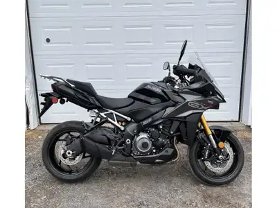 2024 Suzuki GSX-S1000GX Les photos peuvent être à titre indicatif et sans inscription. Les promotion...