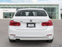 * xDrive all-wheel drive system with an 8-speed automatic transmission * Four-wheel independent susp... (image 3)