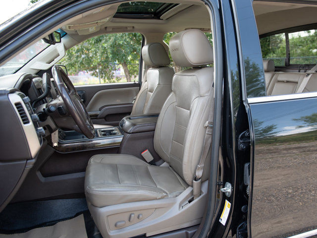 2014 GMC Sierra 1500 Denali, 6.2L, Z71, Loaded! in Cars & Trucks in Calgary - Image 2