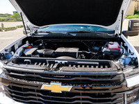 Welcome To Sherwood Park Chevrolet. The #1 Volume Chevrolet Dealer in Canada. This Chevrolet SILVERA... (image 8)