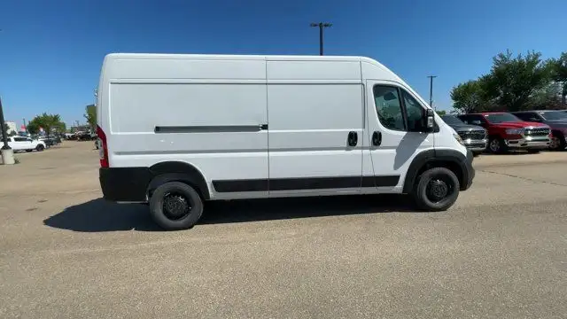2025 Ram ProMaster Cargo Van SLT | Backup Camera | Remote Start in Cars & Trucks in Edmonton - Image 11