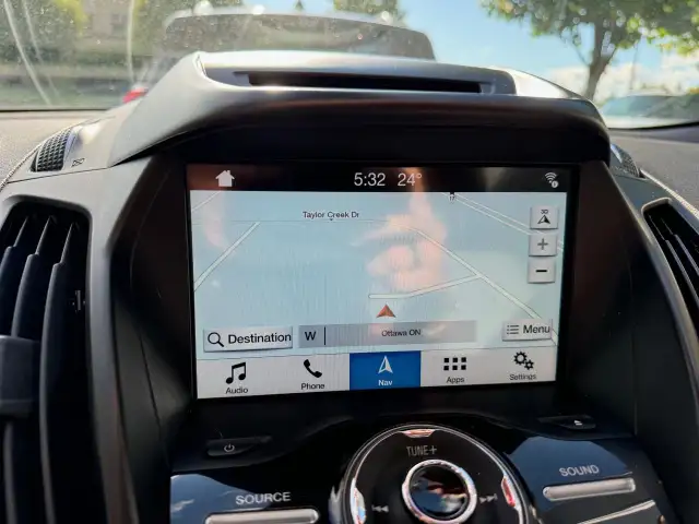 2017 Ford Escape TITANIUM! DEALER SERVICED! SUNROOF, HEATED SEAT in Cars & Trucks in Ottawa - Image 29