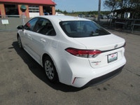 Fresh off lease from Toyota Corolla is a one owner and it is in super condition! Two keys, clean Car... (image 9)