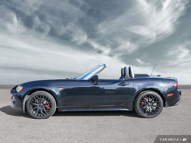 2019 Fiat 124 Spider LUSSO | BLACKOUT | NAVI | SAFETY | BOSE | C in Cars & Trucks in Oakville / Halton Region - Image 3
