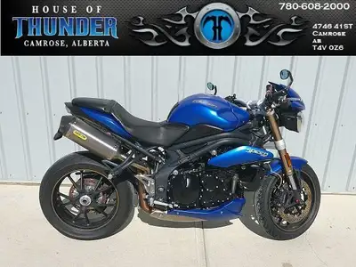 Aggressive, agile and purposeful; the legendary Triumph Speed Triple created the performance naked c...