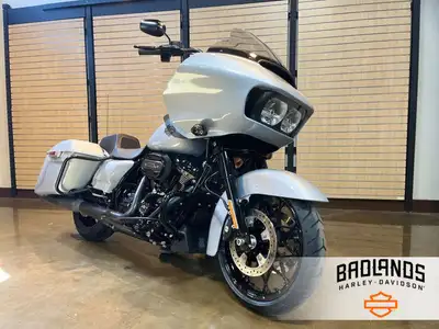 Was: $36,500 Now: $33,495$175 Bi-WeeklyThis 2023 Road Glide Special is a performance-focused custom...