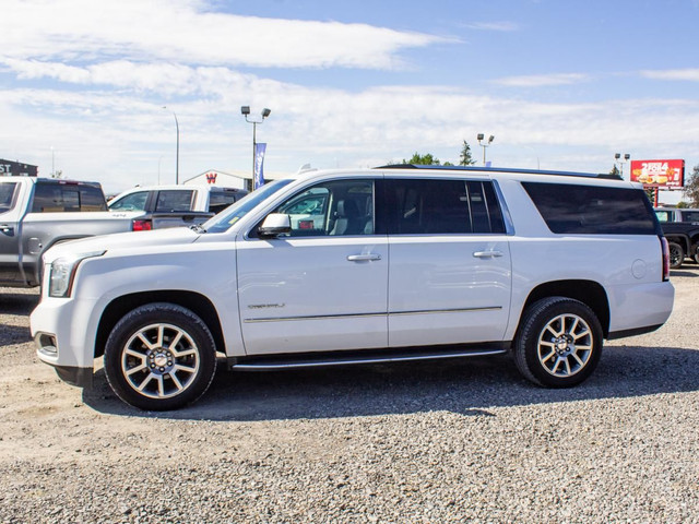 2017 GMC Yukon XL 4WD 4dr Denali for sale in Cars & Trucks in Edmonton - Image 2