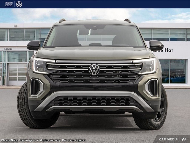 2025 Volkswagen Atlas Peak Edition in Cars & Trucks in Medicine Hat - Image 2