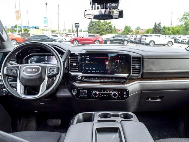 2023 GMC Sierra 1500 SLE 4WD Crew Cab 1476 Seater13.4Display in Cars & Trucks in Mississauga / Peel Region - Image 2