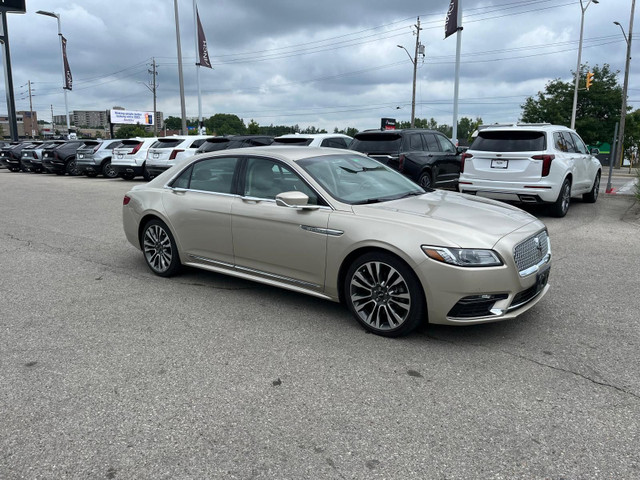 2017 Lincoln Continental Select remote start | auto hold | he... in Cars & Trucks in London - Image 2