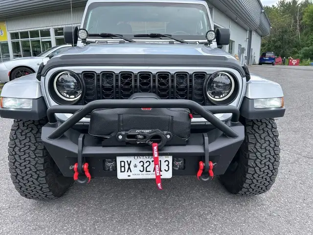 2022 Jeep Gladiator Gladiator S in Cars & Trucks in Ottawa - Image 3