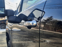 Engine: 6.6L TURBO 8cyl. L/100Km City: 0.0 L/100Km Hwy: 0.0 Safety Equipment Airbags, Dual-stage fro... (image 7)