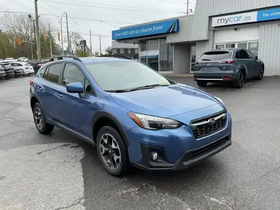 Contact us if you have any questions at 613-317-1941 LOW MILEAGE!!!! SUNROOF. HEATED SEATS. BACKUP C...
