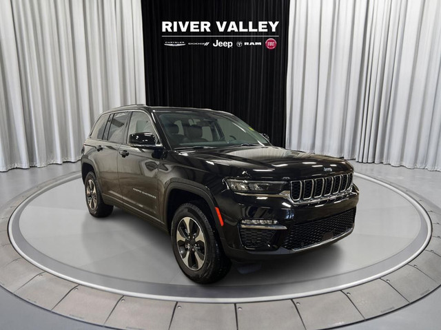 2023 Jeep Grand Cherokee 4xe in Cars & Trucks in Strathcona County