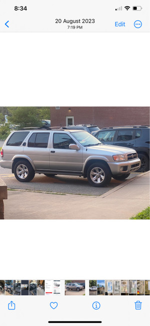 2002 Nissan Pathfinder LE