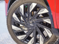 Sunroof, Cooled Seats, Premium Audio, Navigation, Wireless Charging! This Lincoln Nautilus promises... (image 6)