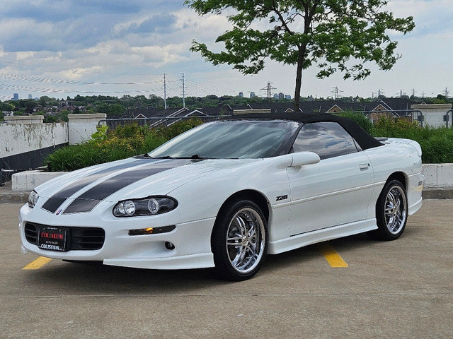 2002 Chevrolet Camaro Z28-CONVERTIBLE-5.7L V8-SIDE SKIRT PKG in Cars & Trucks in City of Toronto - Image 3