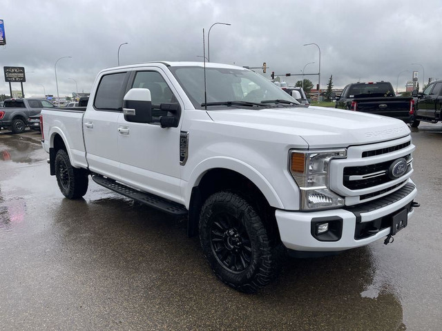 2022 Ford F-350 Super Duty SRW XLT in Cars & Trucks in Edmonton
