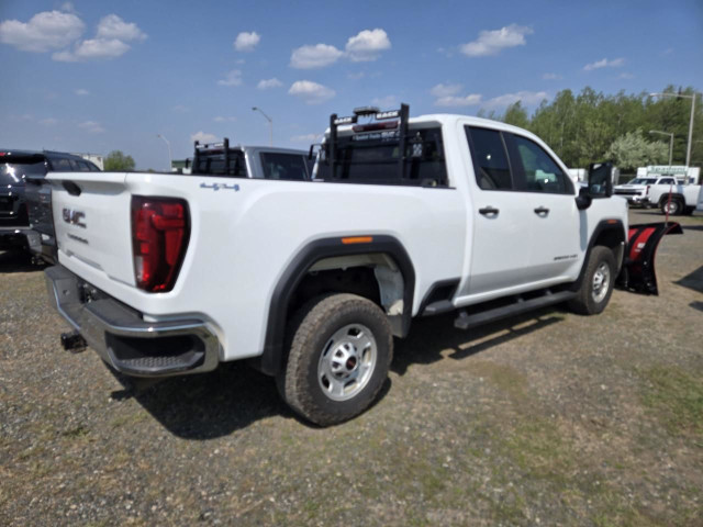 2023 GMC Sierra 2500 PRO in Cars & Trucks in Thunder Bay - Image 4