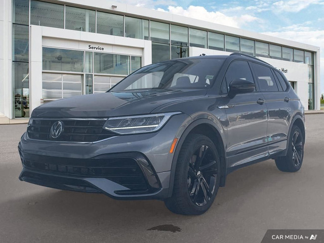 2024 Volkswagen Tiguan Comfortline R-Line Black Edition SERVICE  in Cars & Trucks in Medicine Hat