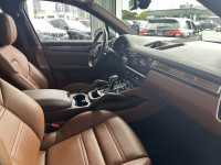 2022 Porsche Cayenne GTS AWD 8-Speed Automatic with Tiptronic 4.0L V8 EXTERIOR - CHALK INTERIOR - TR... (image 6)