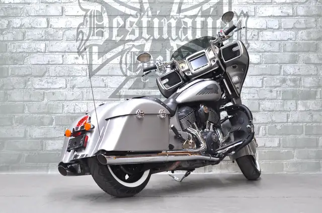 2017 Indian Chieftain in Street, Cruisers & Choppers in Calgary - Image 5