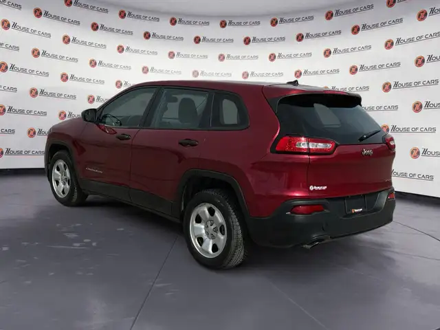 2016 Jeep Cherokee FWD 4dr Sport63006658350467123