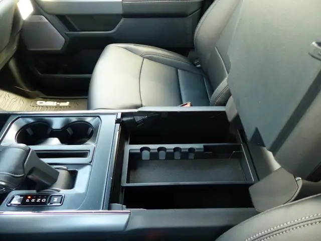 2025 Ford F-150 XLT Hybrid 303A dans Autos et camions dans Medicine Hat - Image 22