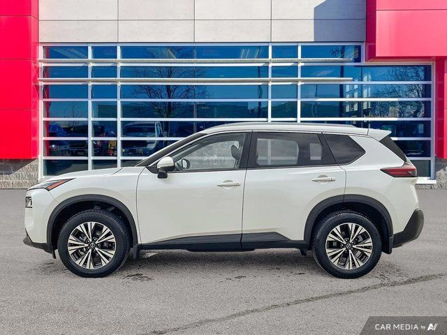 2023 Nissan Rogue SV Moonroof | Apple Carplay, Heated Seats in Cars & Trucks in Guelph - Image 2