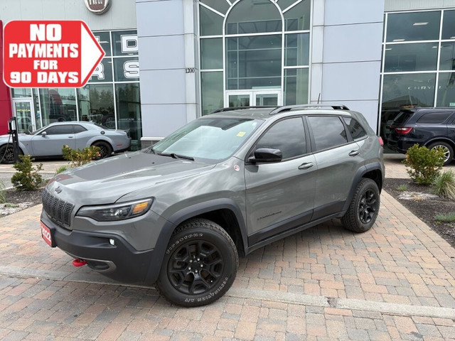 2022 Jeep Cherokee Trailhawk in Cars & Trucks in Ottawa