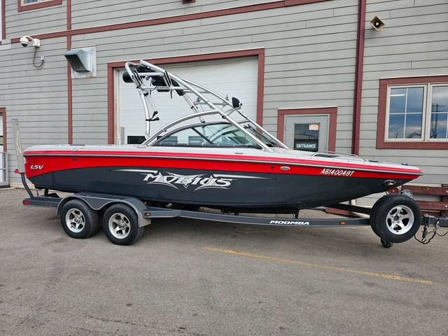  2008 Moomba MOBIUS 22 LSV FINANCING AVAILABLE in Powerboats & Motorboats in Kelowna - Image 4