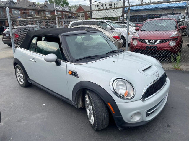2012 MINI Cooper Convertible *CONVERTIBLE, LEATHER HEATED SEATS, in Cars & Trucks in Hamilton - Image 3