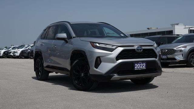2022 Toyota RAV4 Hybrid SE AWD | Sunroof | Heated Steering in Cars & Trucks in Guelph