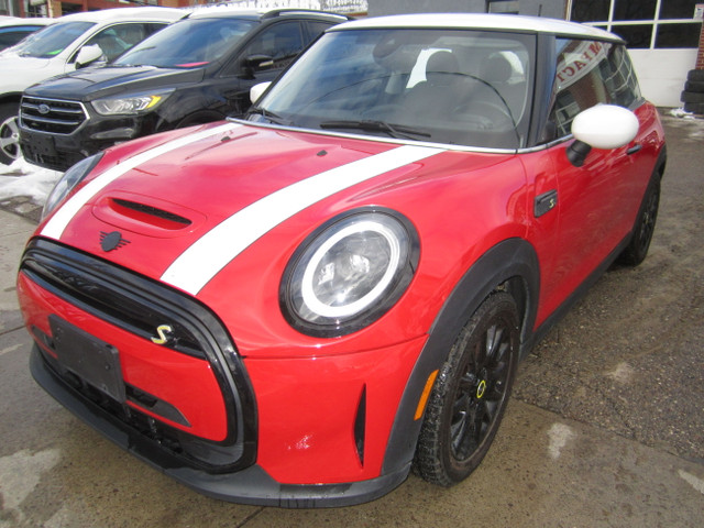 2022 MINI 3 Door Cooper SE ELECTRIC in Cars & Trucks in City of Toronto