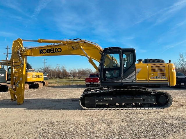 2023 KOBELCO SK210LC-11 CONVENTIONAL EXCAVATOR in Heavy Equipment in Chatham-Kent