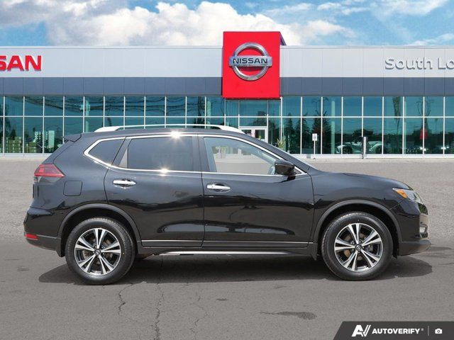 2020 Nissan Rogue SV | AWD | Tech Package | Panoramic Roof in Cars & Trucks in London - Image 2