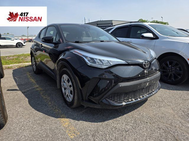 2021 Toyota C-HR in Cars & Trucks in Ottawa