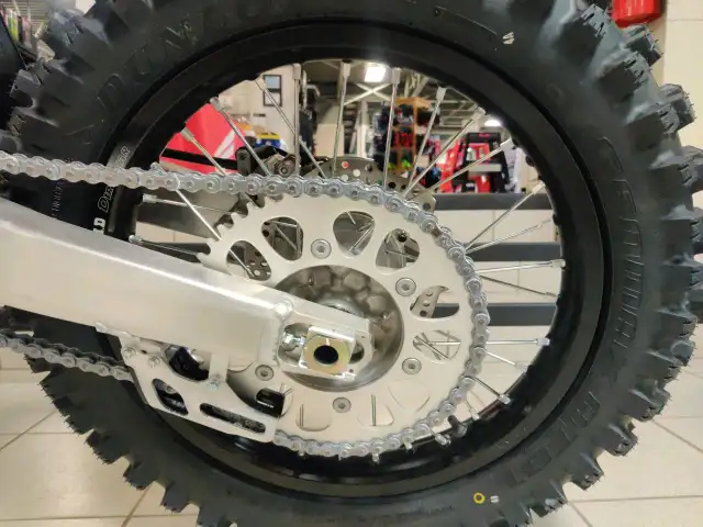 2024 Honda CRF450RX CROSS-COUNTRY in Dirt Bikes & Motocross in Grande Prairie - Image 10