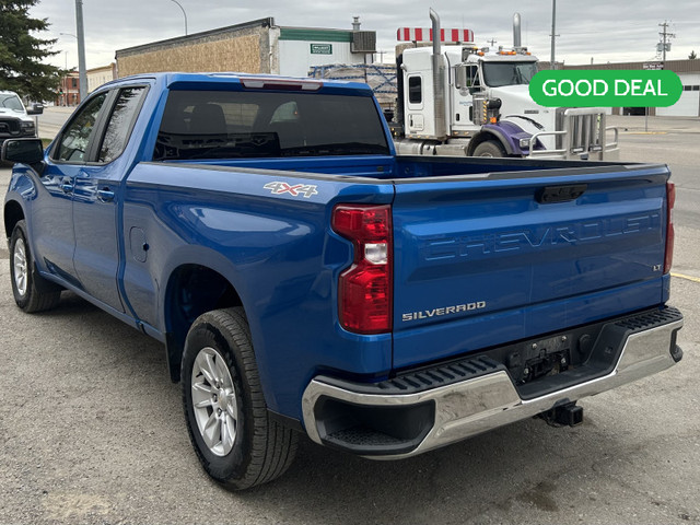 2022 Chevrolet Silverado 1500 LT - Remote Start in Cars & Trucks in Lethbridge - Image 4