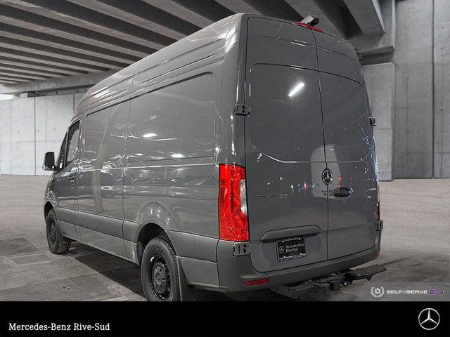 2025 Mercedes-Benz Sprinter 2500 144 Wheelbase High Roof RWD in Cars & Trucks in Longueuil / South Shore - Image 3