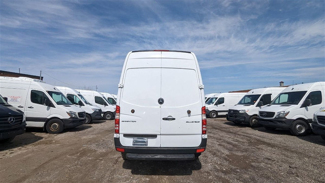 2014 Mercedes-Benz Sprinter 144 H/R in Cars & Trucks in Mississauga / Peel Region - Image 4