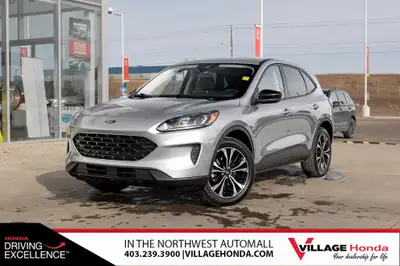 WAS: $29697 NOW: $26697 plus taxes and licensing feesUsed 2022 Ford Escape SE SUV in Silver with Bla...
