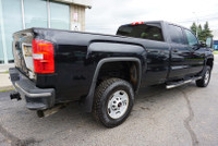 SAFETY INCLUDED FREE ACCIDENT Very Clean GMC Sierra 2500HD Duramax Crew 4x4 6.6L V8 Diesel with Auto... (image 6)