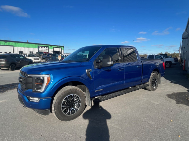 2022 Ford F-150 LARIAT, PANO ROOF, POWERBOOST, VENTILATED SEATS in Cars & Trucks in Yellowknife - Image 3