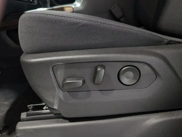 2025 Chevrolet Silverado 1500 LT- Trailering Pkg - Protection dans Autos et camions dans Barrie - Image 33