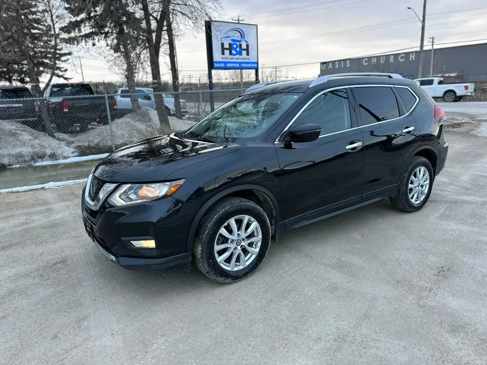 CLEAN TITLE, SAFETIED, 2018 Nissan Rogue SV
